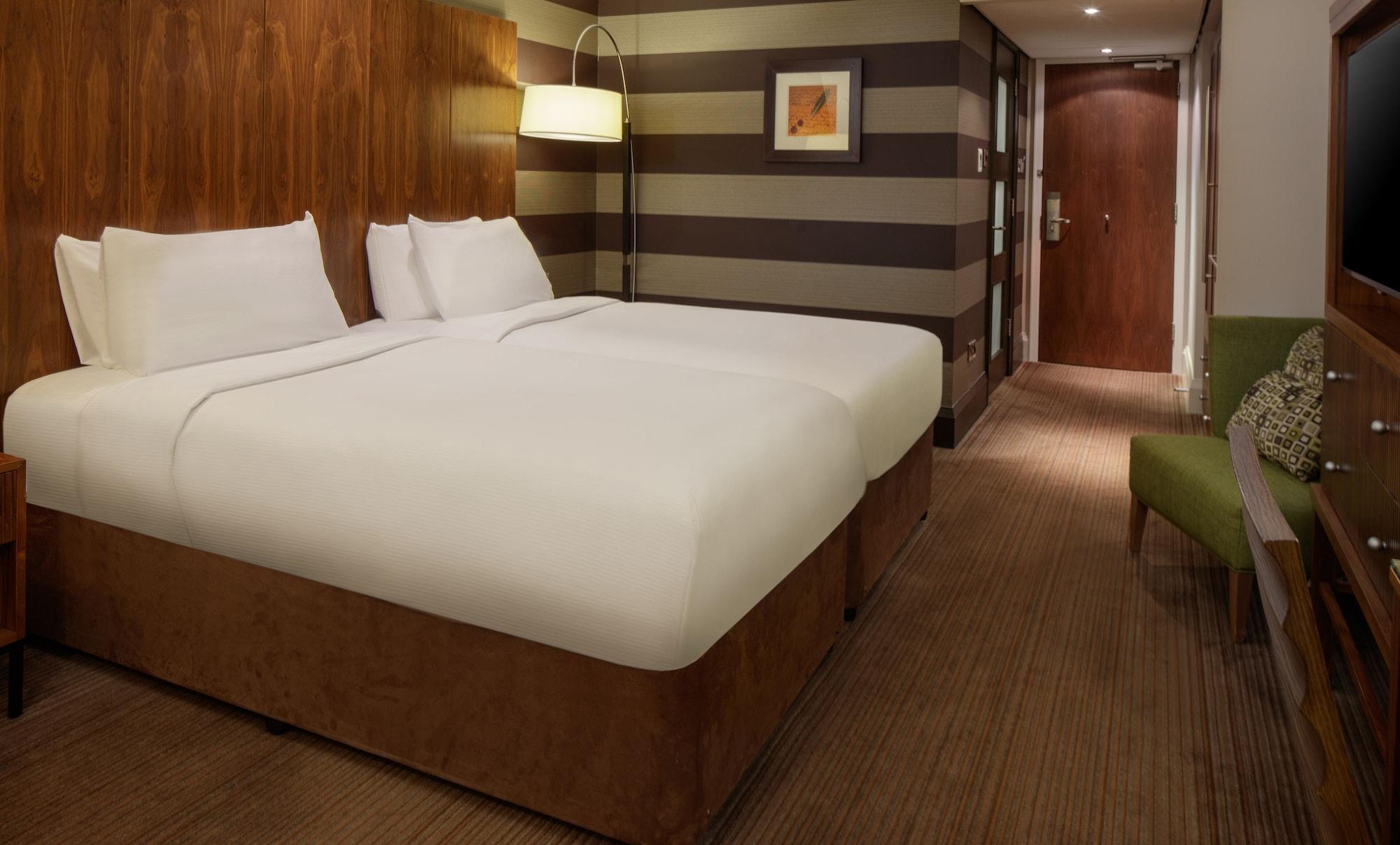 Doubletree By Hilton Stratford-Upon-Avon, United Kingdom Otel Dış mekan fotoğraf