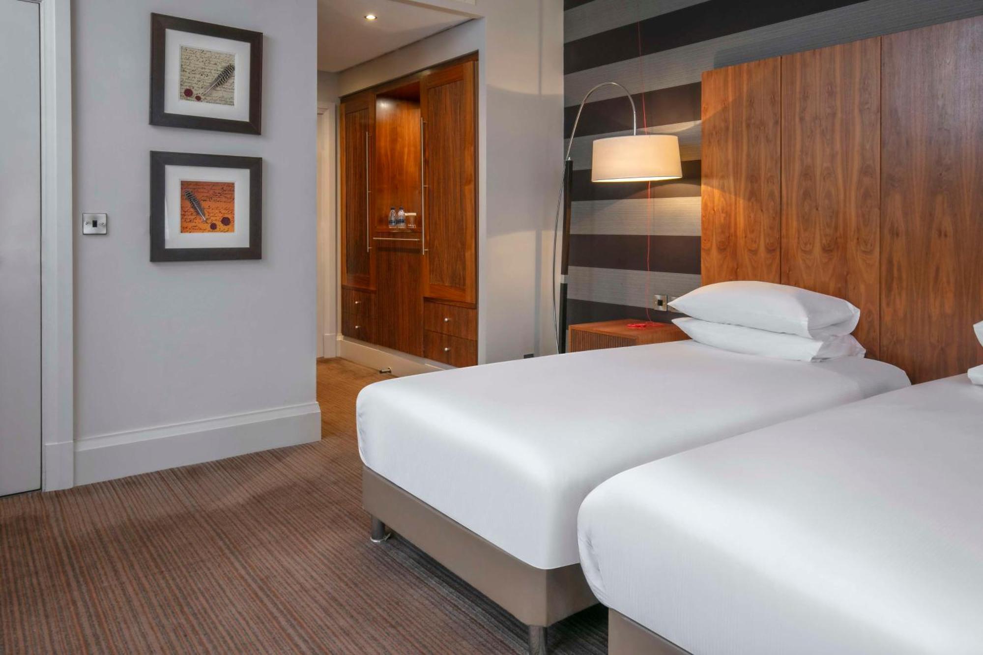 Doubletree By Hilton Stratford-Upon-Avon, United Kingdom Otel Dış mekan fotoğraf