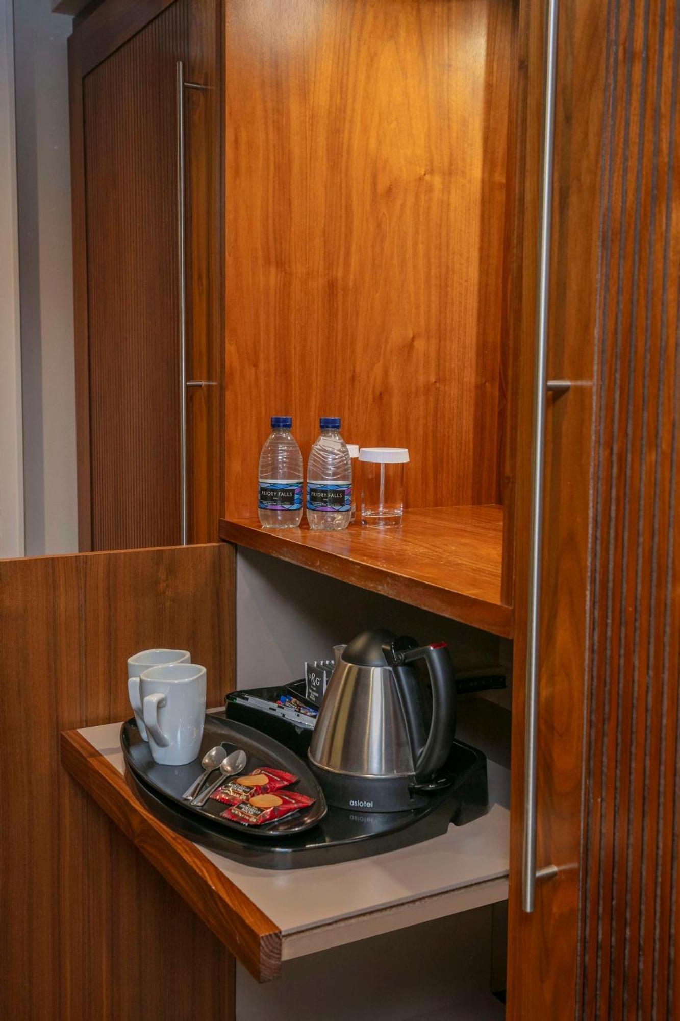 Doubletree By Hilton Stratford-Upon-Avon, United Kingdom Otel Dış mekan fotoğraf